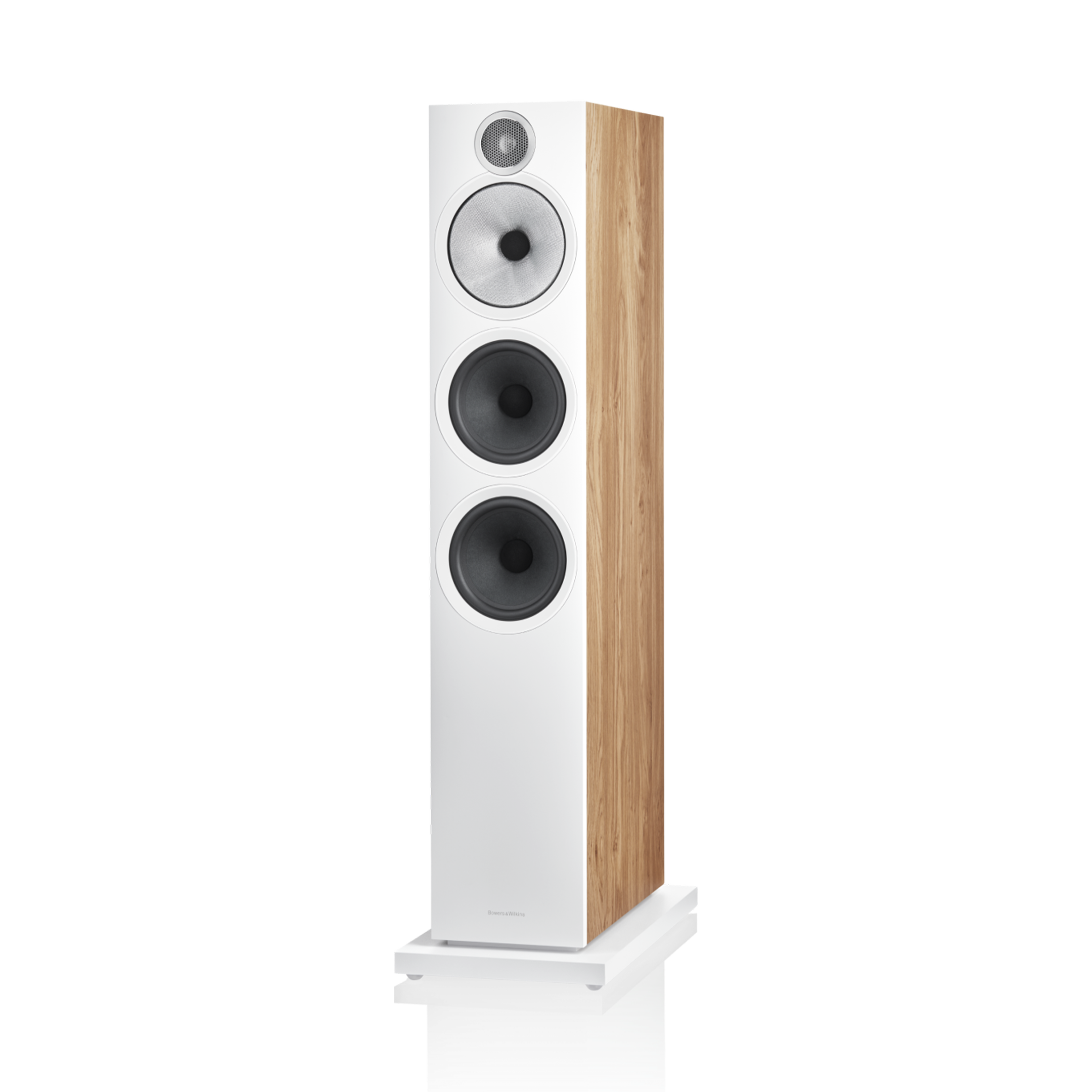 Bowers & Wilkins 603S3 - Eiche - Stückpreis Lautsprecher von vorne schräg