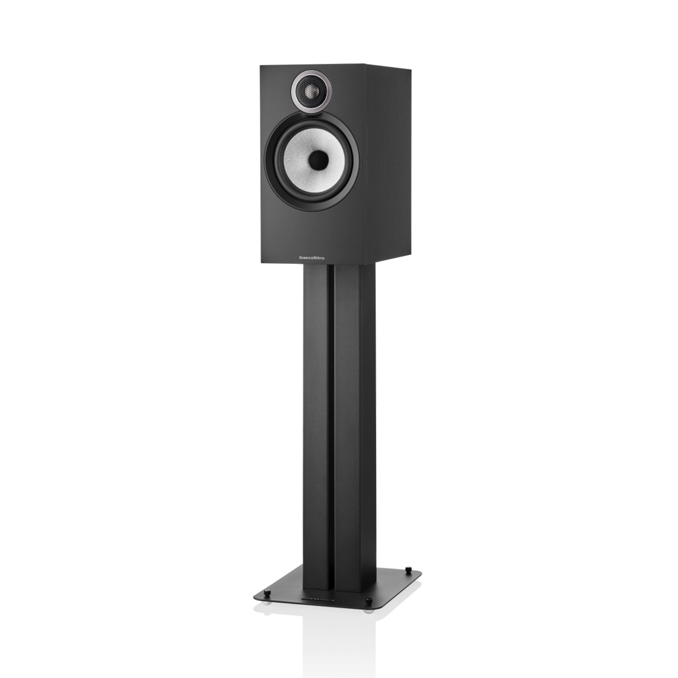 Bowers & Wilkins 606S3 - Schwarz - Stückpreis Lautsprecher von vorne schräg